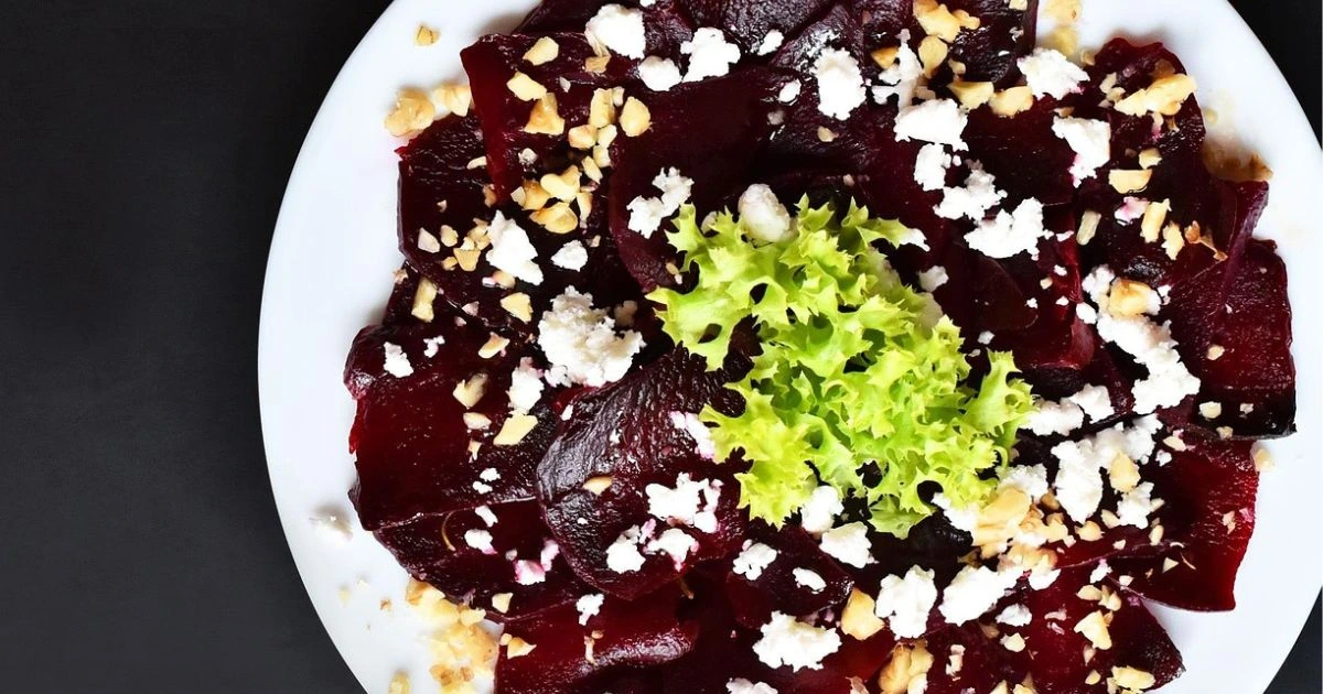 Ensalada de remolacha y queso feta